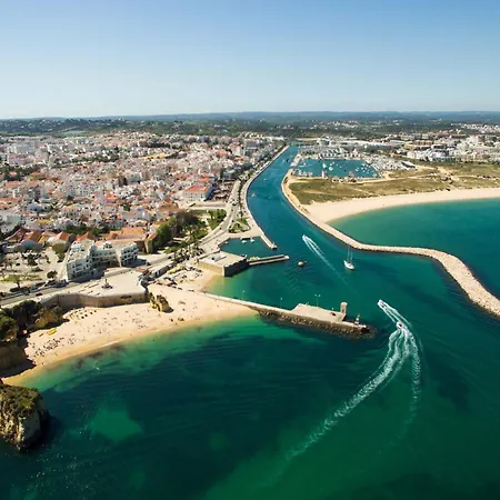 C10 - Historic Center 아파트