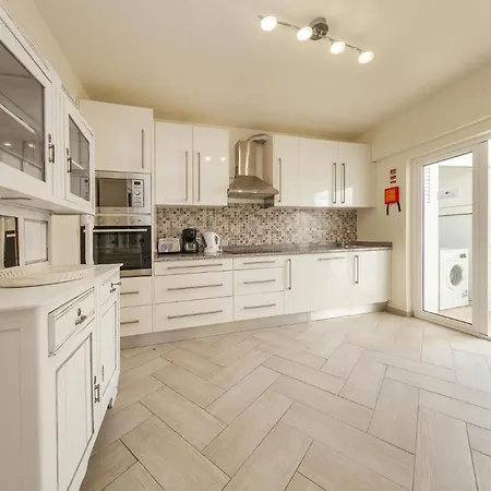 C10 - Historic Center Lagos