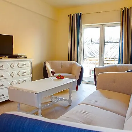 C10 - Historic Center Apartman