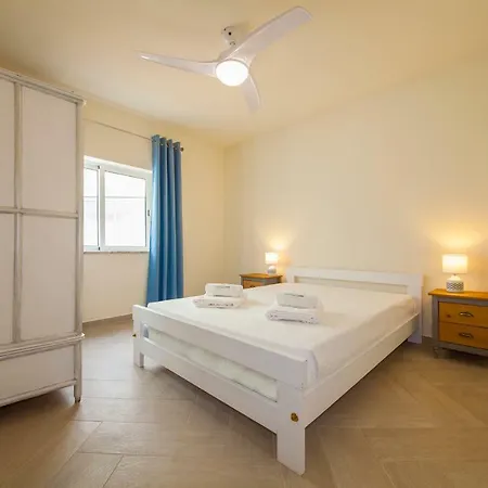 Avec 3 chambre * Lagos