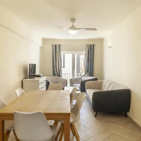 C10 - Historic Center דירה *